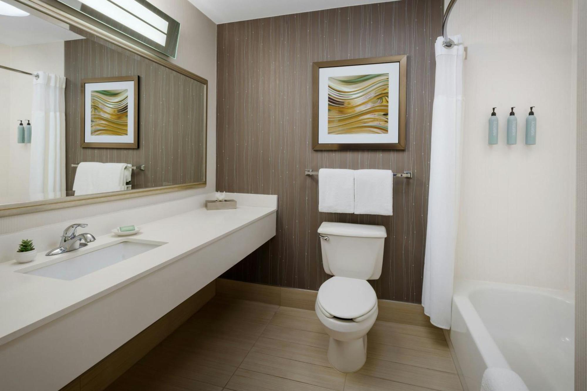 Courtyard By Marriott Palmdale Hotel Екстериор снимка